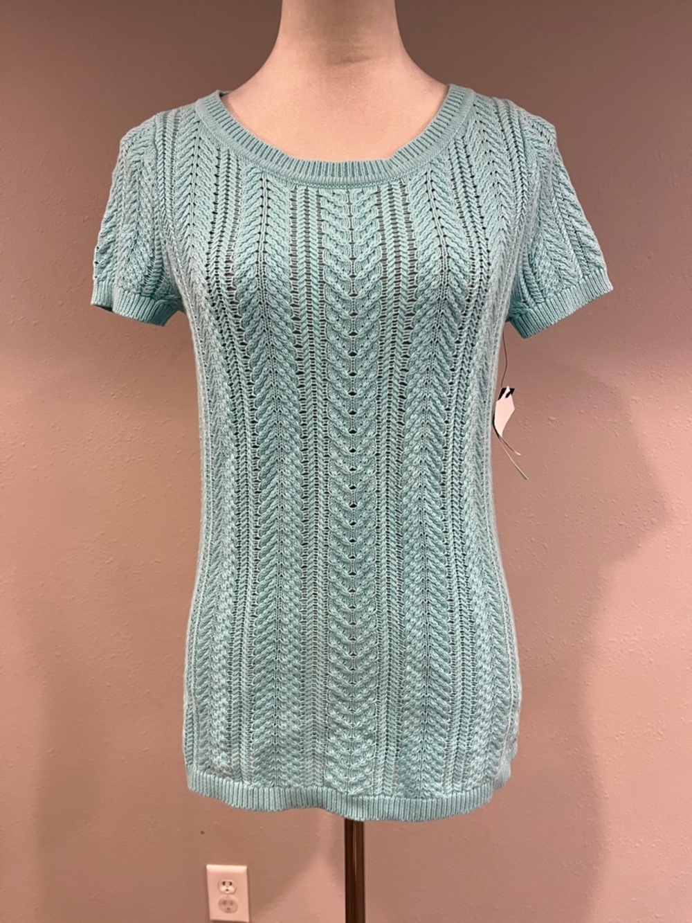 Liz Claiborne Light Aqua Knit Short‎ Sleeve Sweater